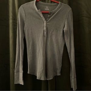 Aerie Green Long Sleeve Henley Shirt Size L